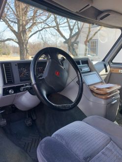 GMC VANDURA 2500 CONVERSION VAN 1993