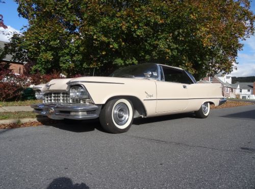 Imperial Custom Coupe 1957