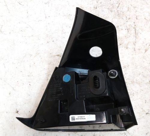 LAMP ASY, REAR BODYSIDE SAE, RH (USA) Tesla Model 3, Model Y 1077398-00-F S