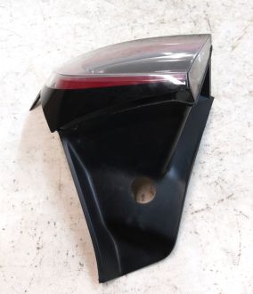 LAMP ASY, REAR BODYSIDE SAE, RH (USA) Tesla Model 3, Model Y 1077398-00-F S