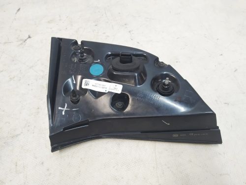 LAMP ASY, LIFTGATE SAE, RH Tesla Model 3, Model Y 1077402-00-G