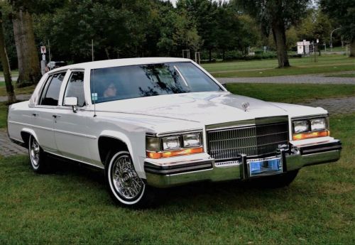 Cadillac Fleetwood Brougham 1989 Used