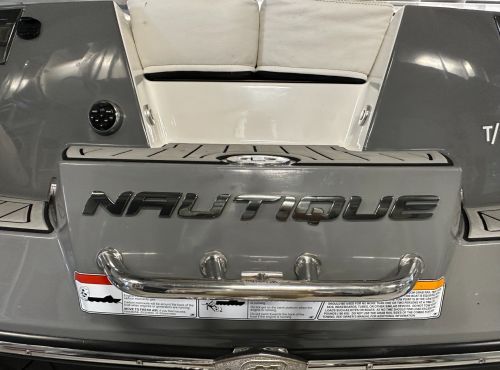 2016 Nautique Super Air 210