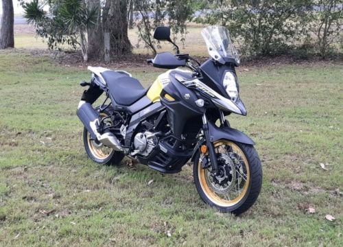 Suzuki V-Strom 650 XT