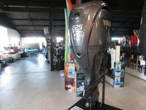 Slightly Used Yamaha 225HP 4 Stroke Outboard Motor Engine